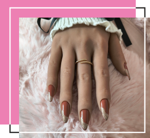 Chocolate nails with golden wave