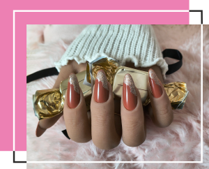 Chocolate nails with golden wave