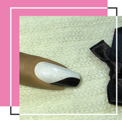 Ying Yang Style nails